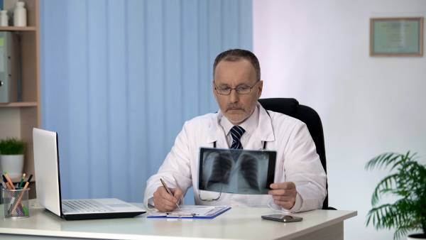 Karcinom pluća rtg snimak i dijagnoza r91 Značenje dijagnoze r91 i izgled rendgena pluća