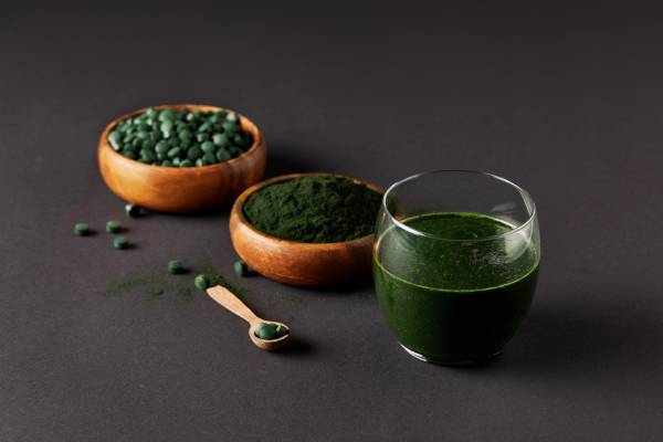 Spirulina tablete, spirulina u prahu i kapsule kao oblici Tablete spirulina, spirulina u prahu i kapsule spiruline